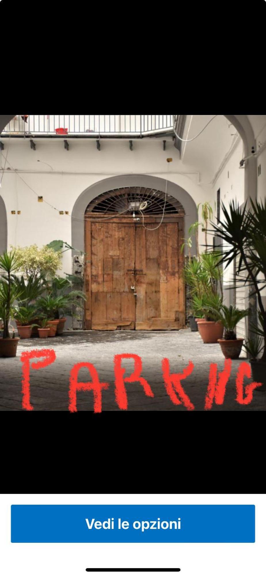 Corno Napoletano Free Parking For Small Cars Only Napoli Esterno foto
